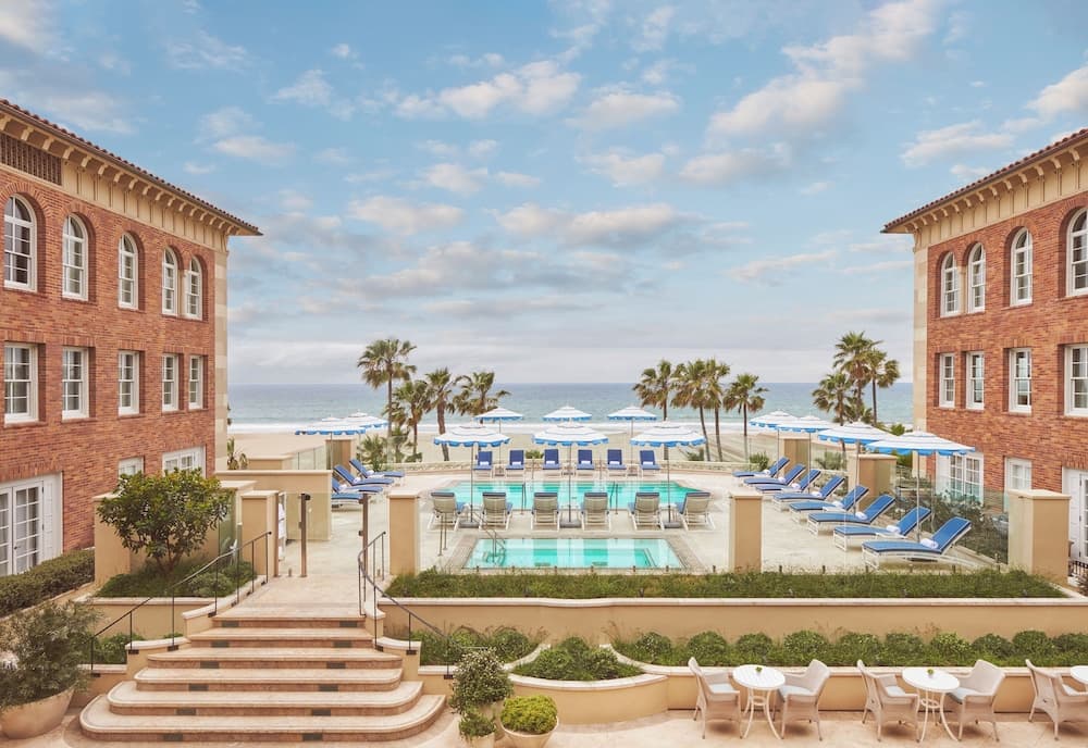Casa Del Mar accommodation