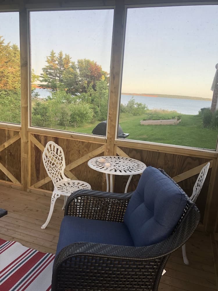 Bluewaters Retreat Bachelor Unit accommodation