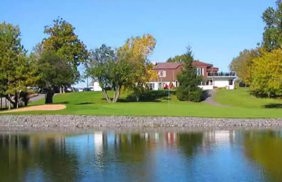 Amherstview Golf Club — photo 1