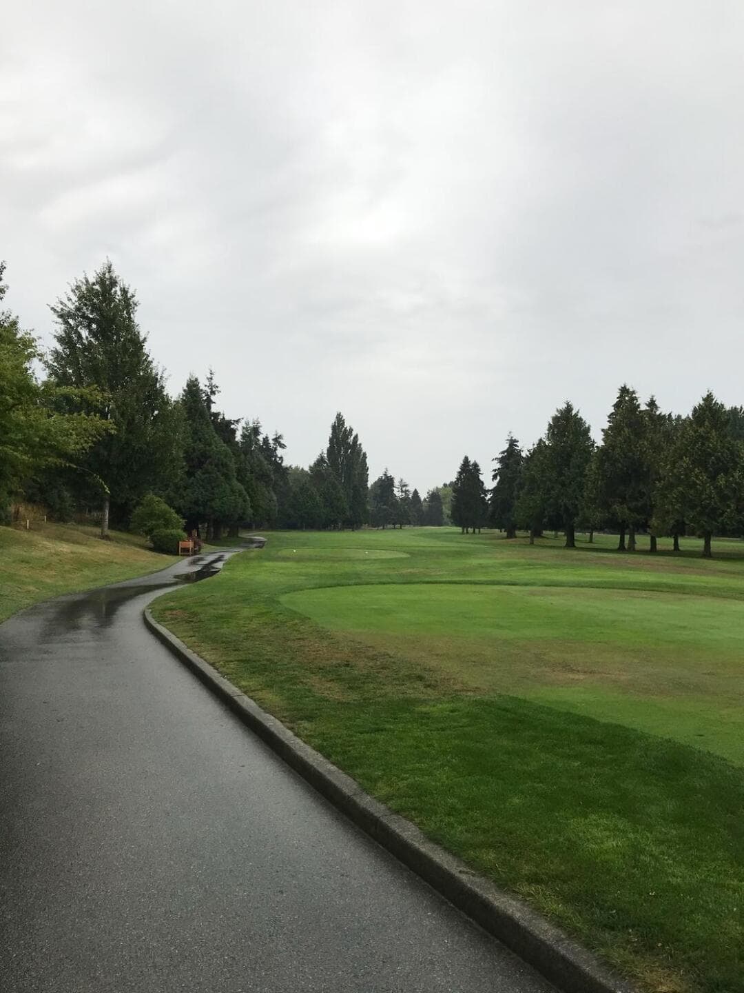Beach Grove Golf Club — golf in British Columbia