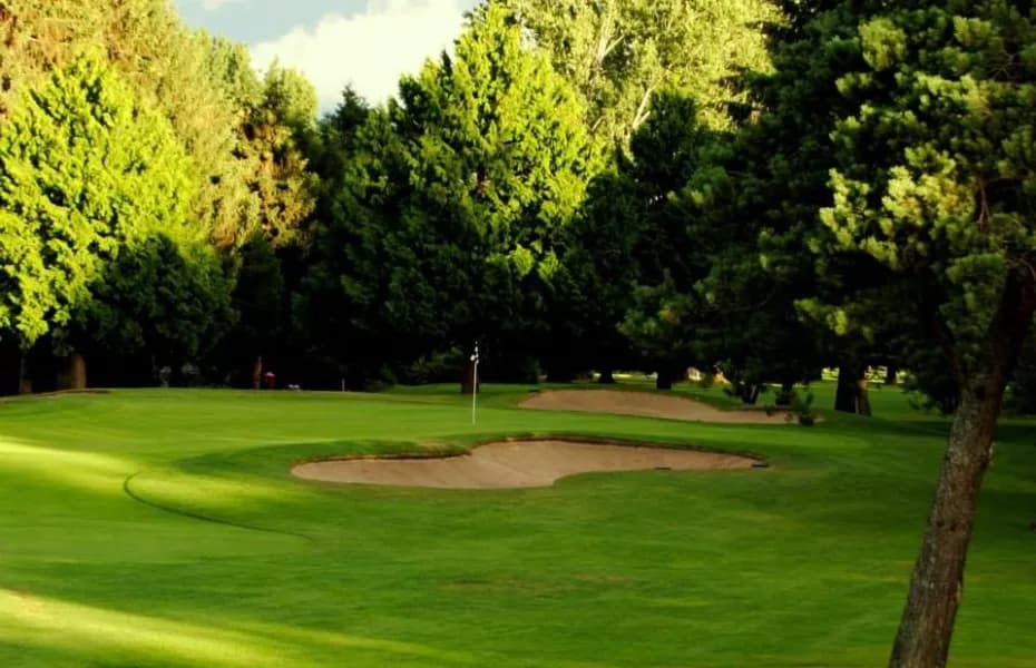 Beach Grove Golf Club — photo 3