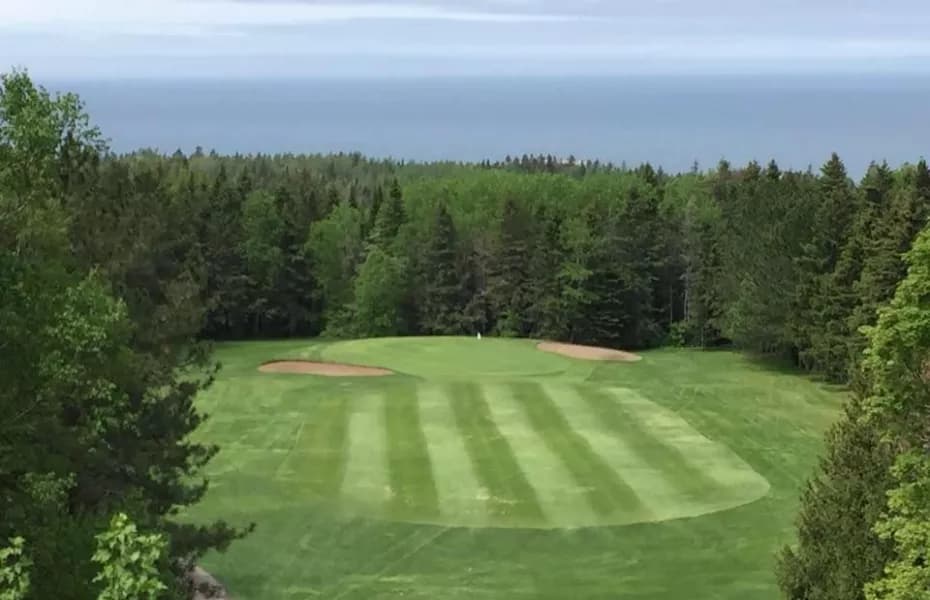 Boule Rock Golf Club — photo 1