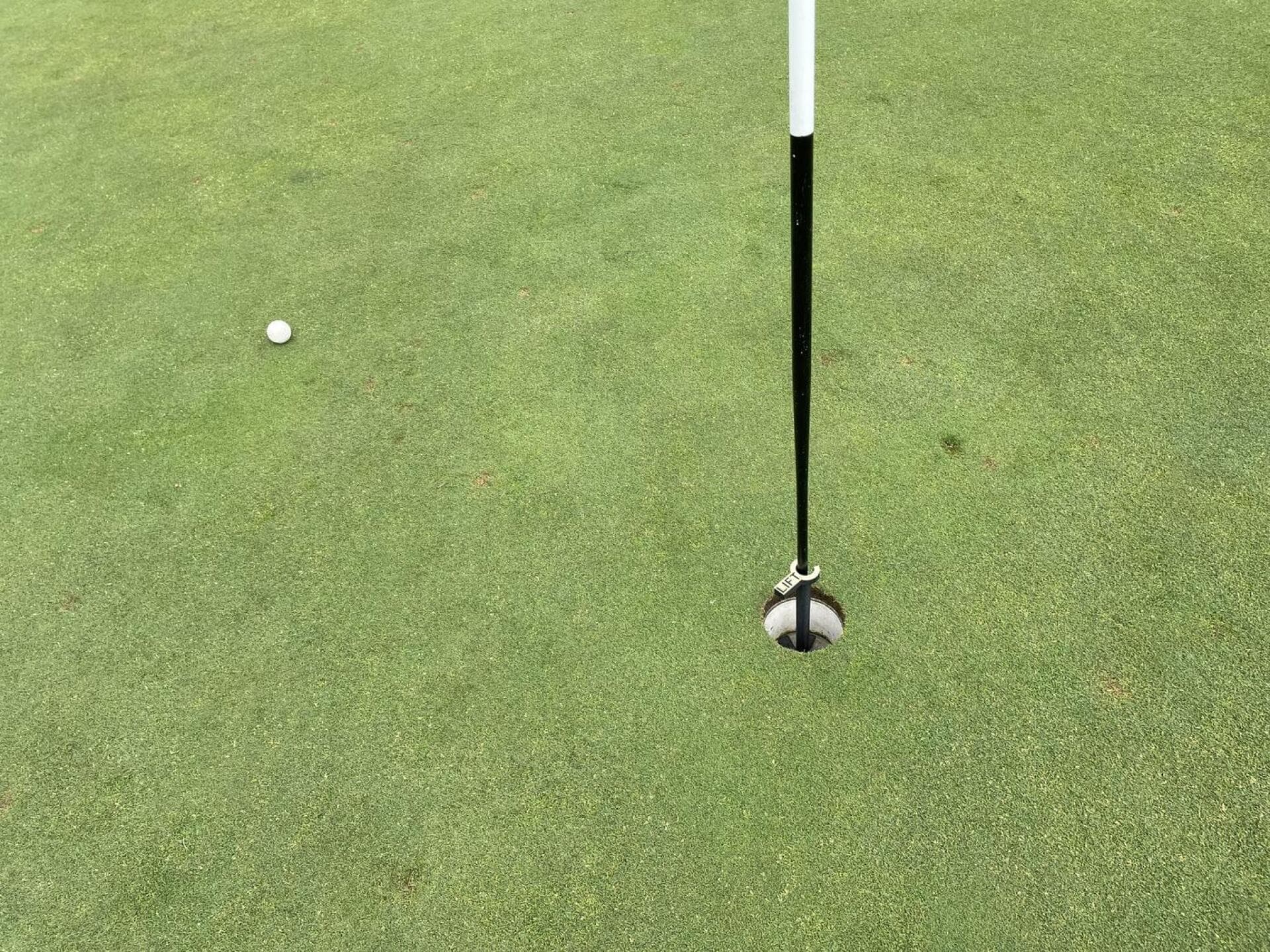 Crosswinds Golf & Country Club — photo 1