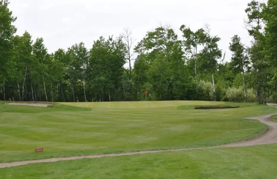 Fawn Meadows Golf & Country Club — photo 2
