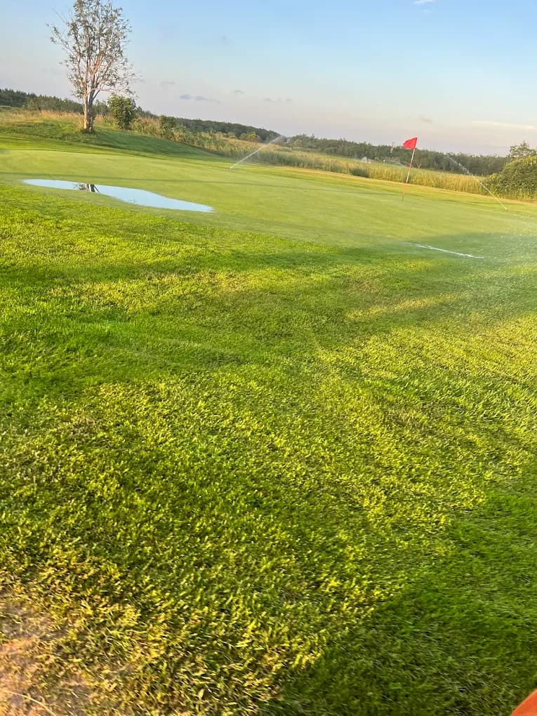 Passchendaele Golf & Driving Range — photo 3