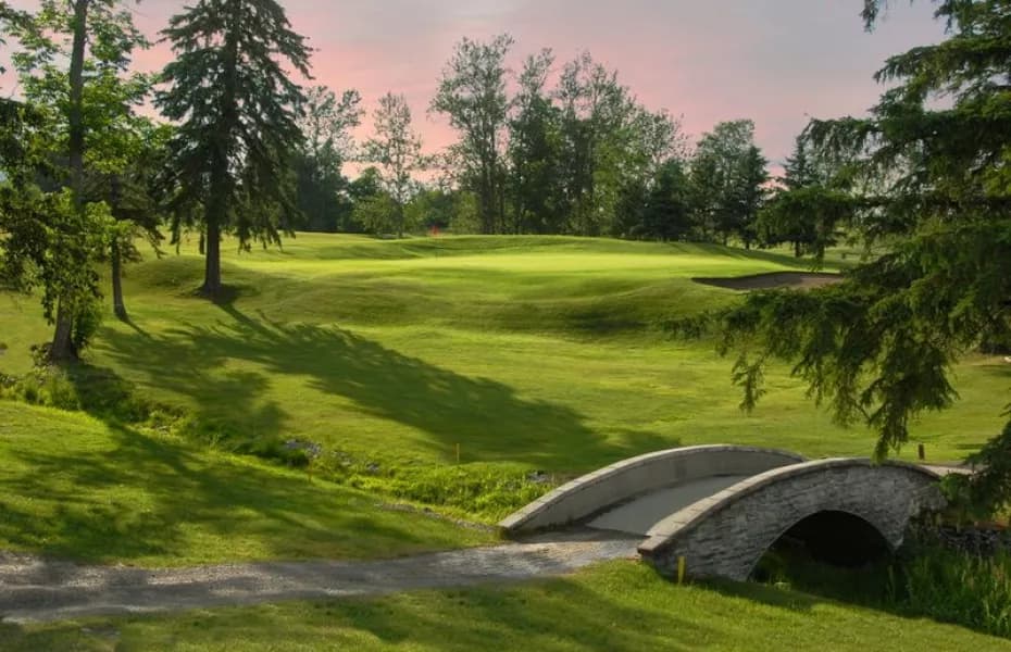 Haileybury Golf Club — photo 1