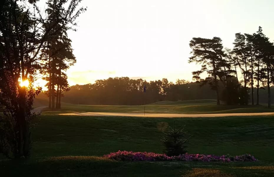 Lindsay Golf & Country Club — photo 1