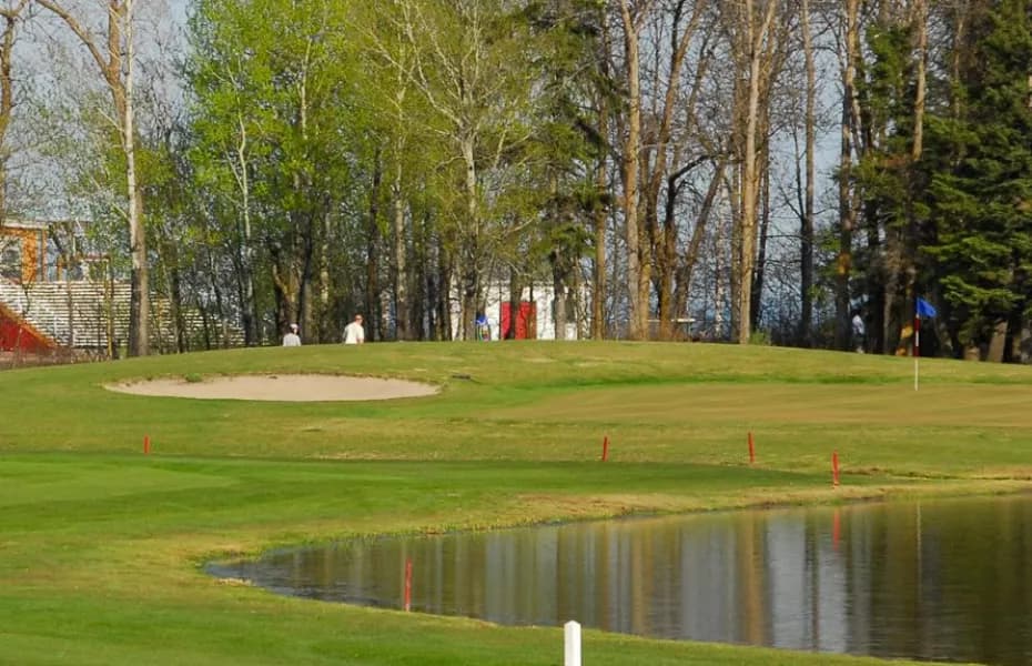 Links at the Lake — golf in Manitoba