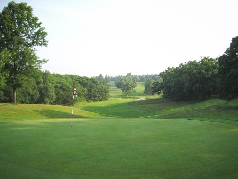 Moberly Lake Golf Club golf course