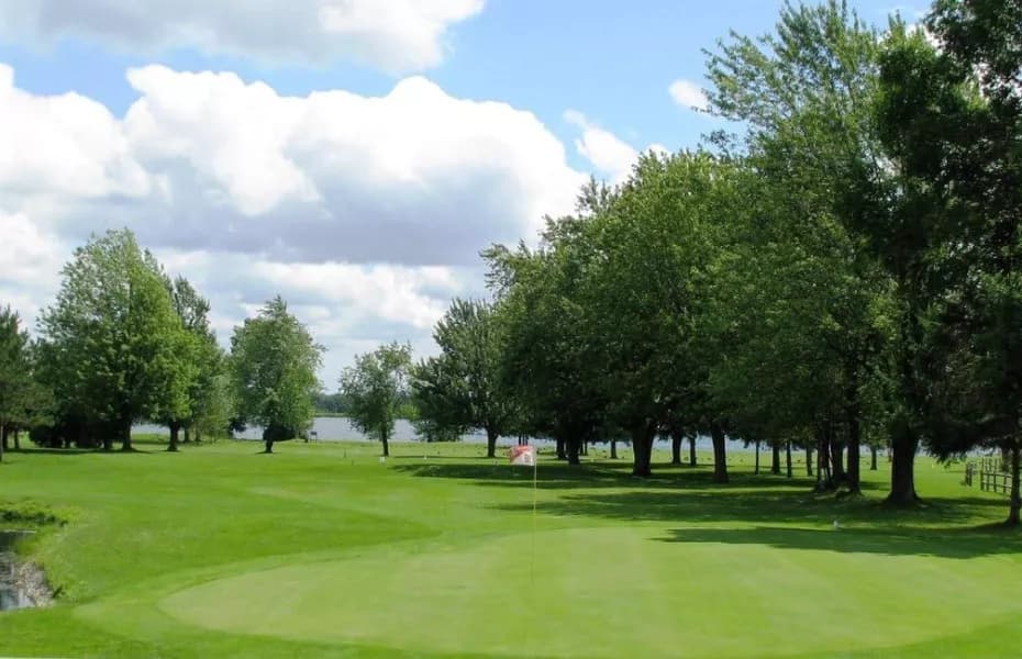 Morrisburg Golf Club — photo 1