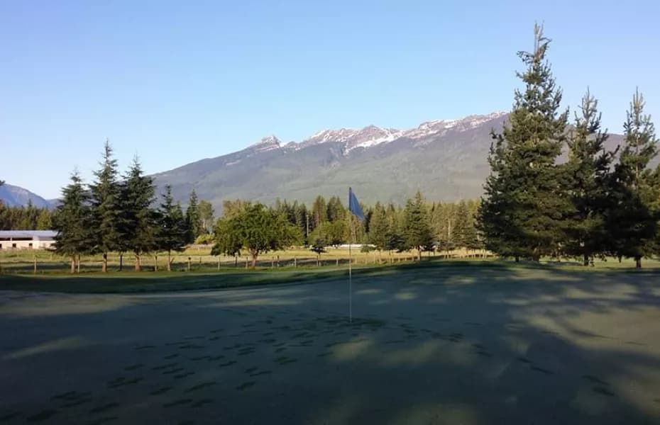 Nakusp Centennial Golf Club — photo 3