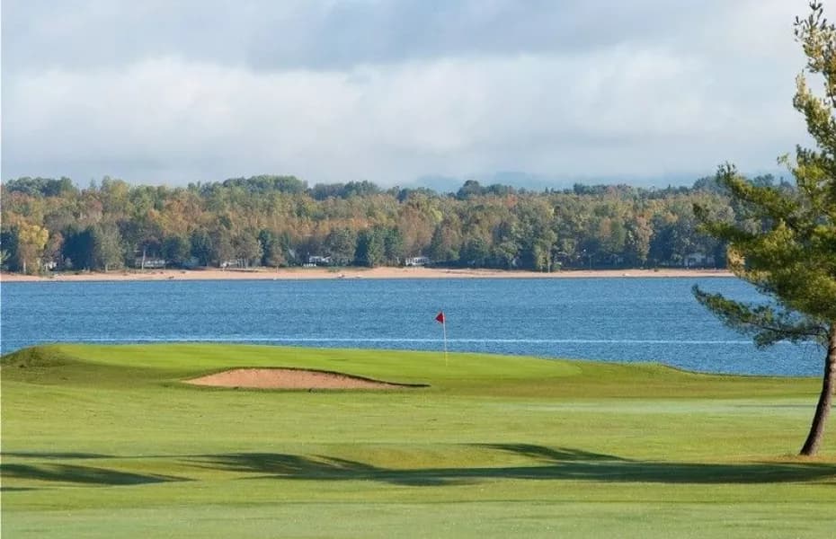 Pembroke Golf Club — photo 1