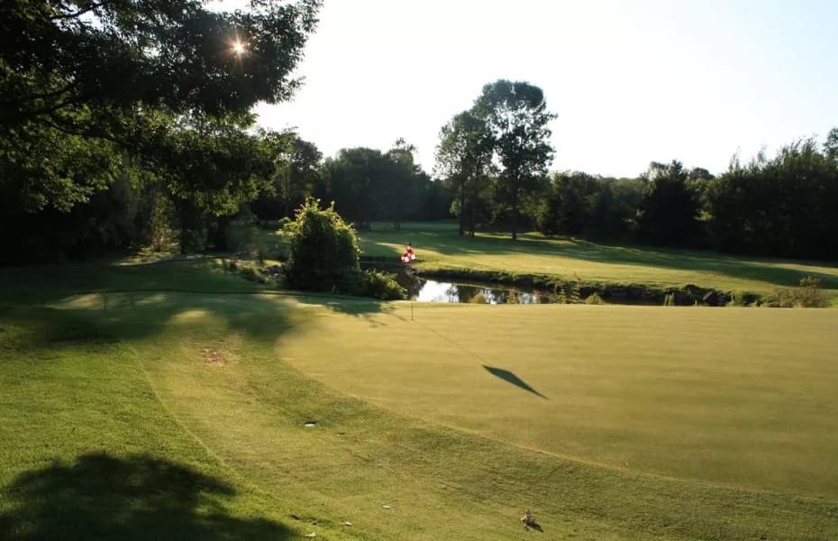 Peterborough Golf & Country Club — photo 1