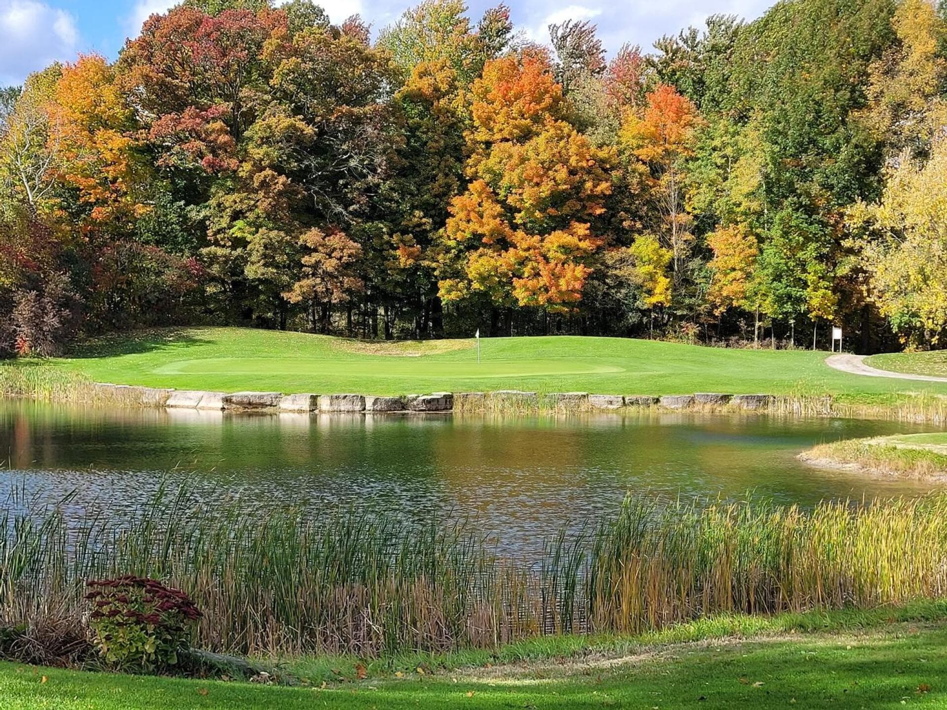 Pine Knot Golf & Country Club — photo 1