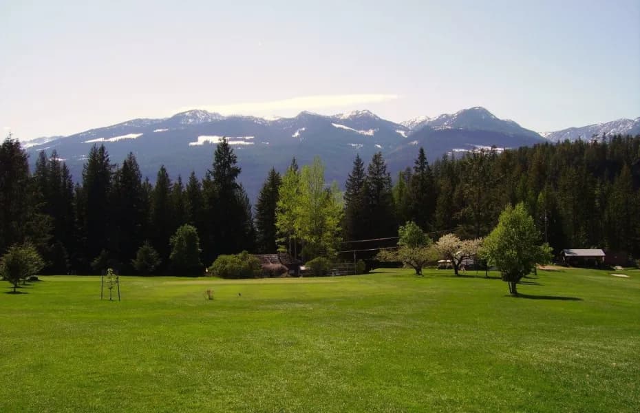 Riondel Golf Club golf course