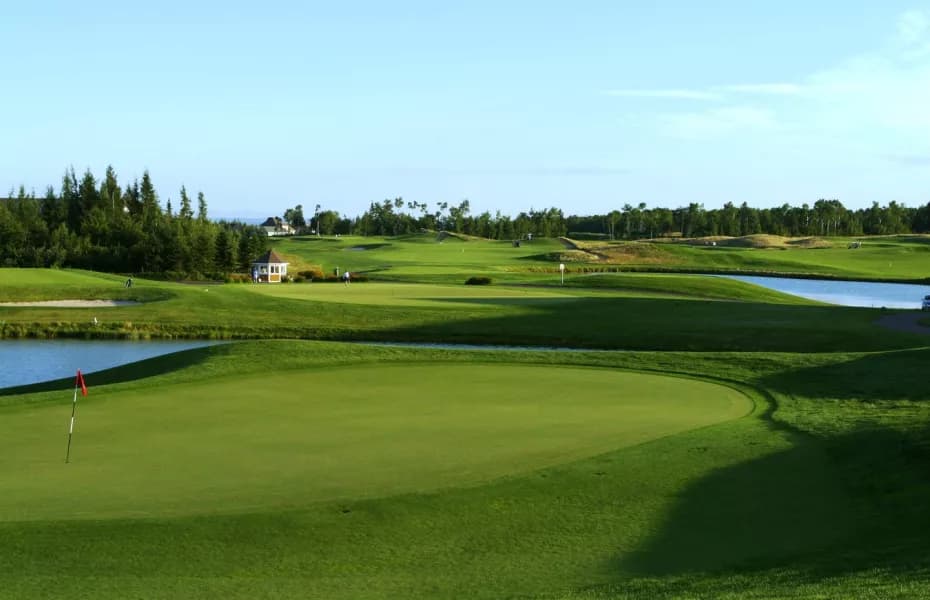 Royal Oaks Golf Club — golf in New Brunswick