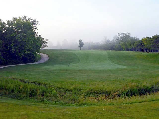 St. Clair Parkway Golf Club — photo 2
