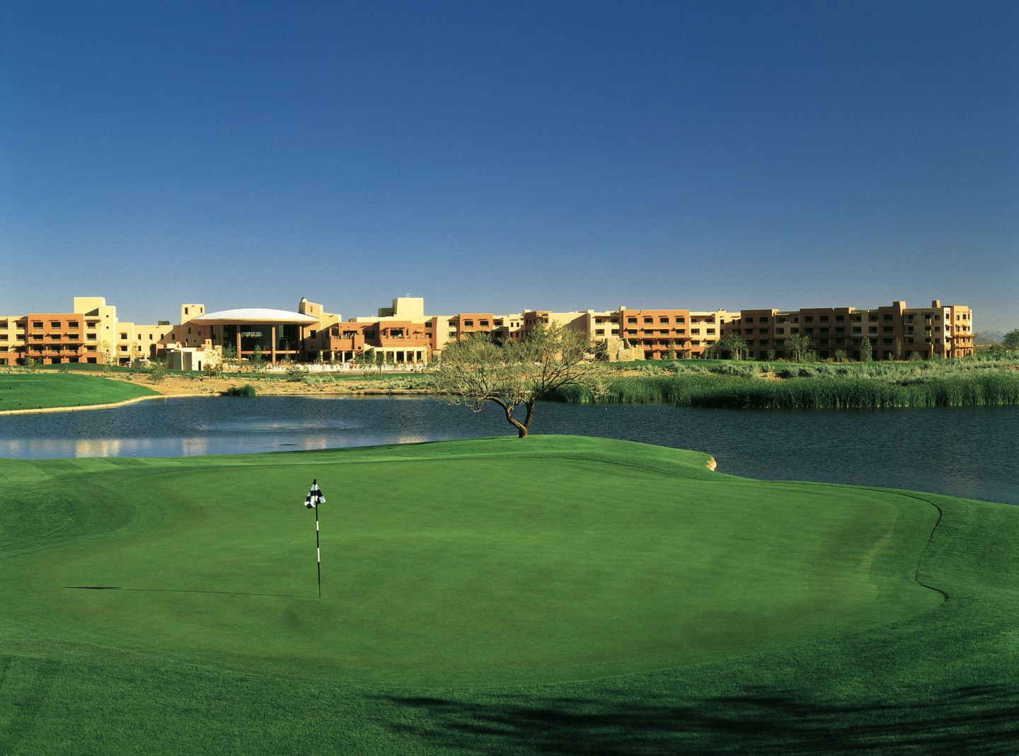 Whirlwind – Devil’s Claw golf course