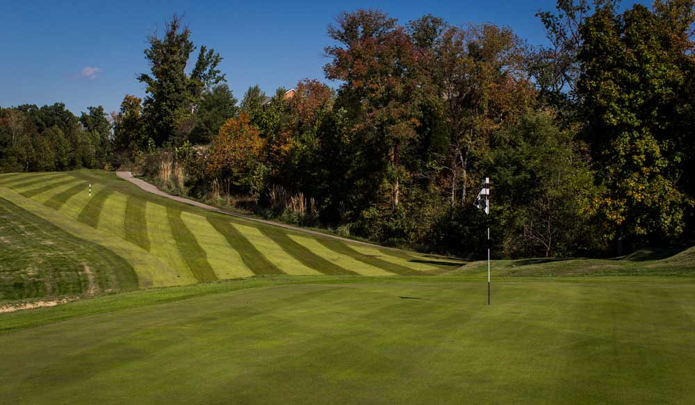 GlenOaks Country Club golf course