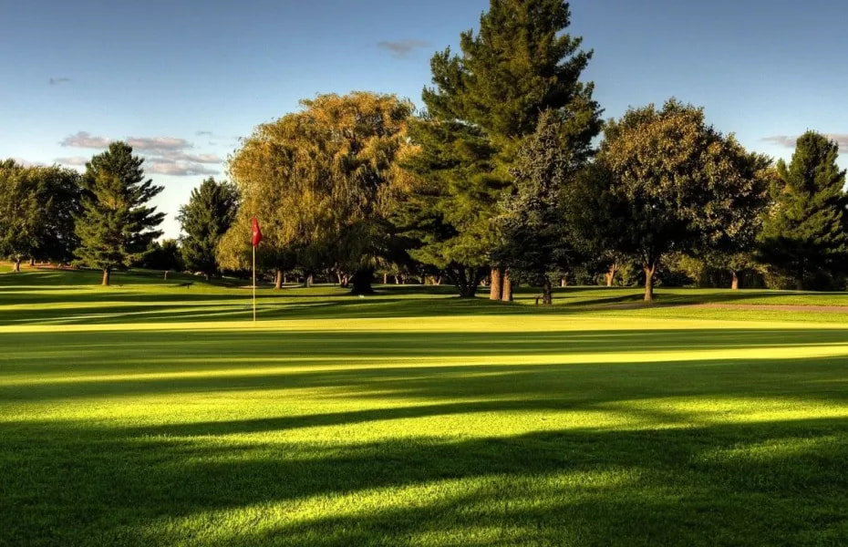 Fawn Meadows Golf & Country Club golf course