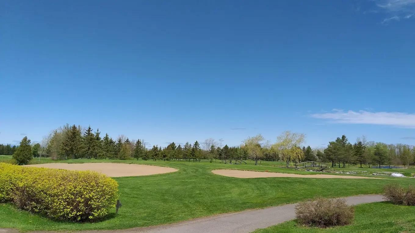 Trois-Saumons golf course