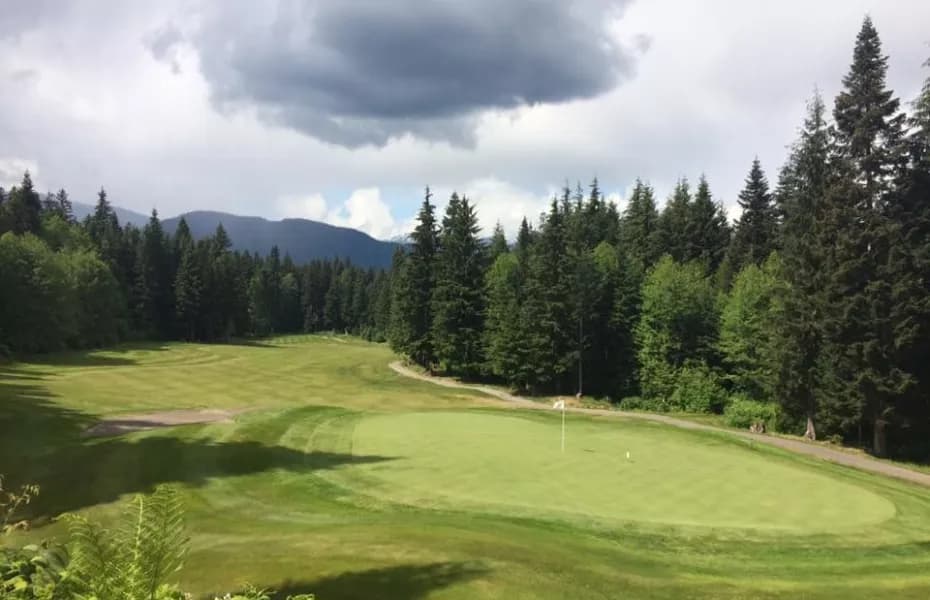 Hirsch Creek Golf and Winter Club golf course