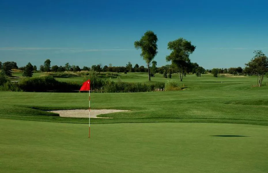 Oakville Executive Golf Courses - Mystic Ridge Golf Course golf course