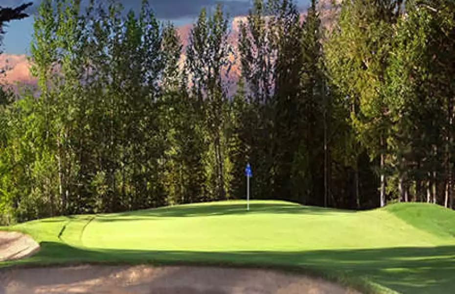 Redwood Meadows Golf & Country Club golf course